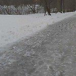 Unshoveled/Icy Sidewalk at N42.33 E71.11