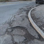 Pothole at 131–135 Essex St